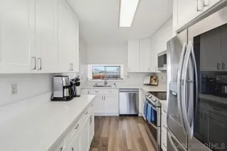 Photo #6: 260006034 Listing