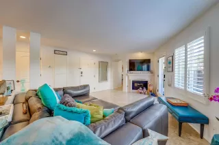 Photo #4: 260006055 Listing