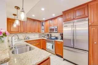 Photo #6: 260006055 Listing