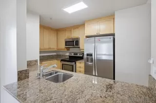 Photo #2: 260006068 Listing 