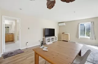 Photo #6: 260006068 Listing 