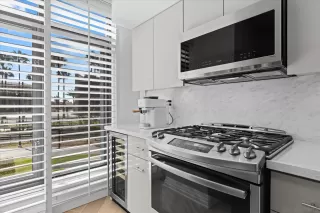 Photo #5: 260006086 Listing