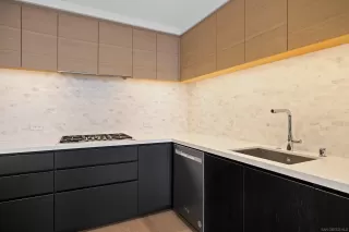 Photo #5: 260006097 Listing 