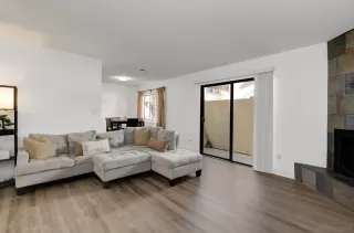 Photo #1: 260006101 Listing 