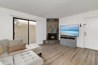 Photo #2: 260006101 Listing 