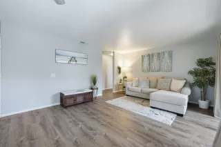 Photo #2: 260006115 Listing 