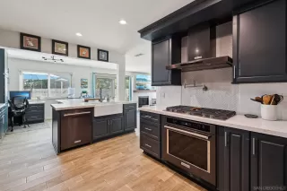 Photo #3: 260006118 Listing 