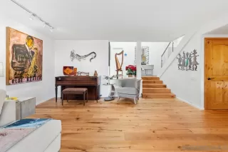 Photo #5: 260006119 Listing 