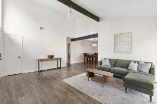 Photo #5: 260006171 Listing 