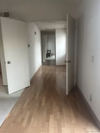 Photo #1: 260006242 Listing