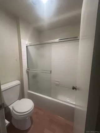 Photo #4: 260006242 Listing