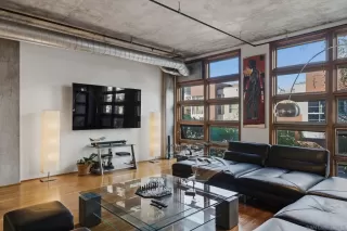 Photo #2: 260006282 Listing 