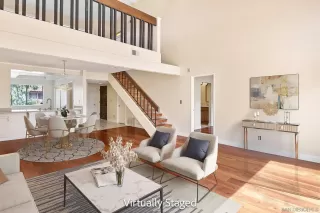 Photo #1: 260006290 Listing 