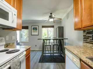 Photo #5: 260006292 Listing 