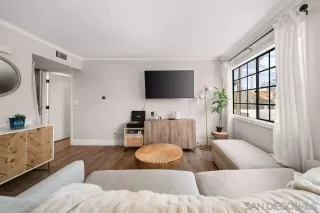 Photo #3: 260006346 Listing 