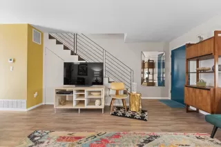 Photo #2: 260006351 Listing 