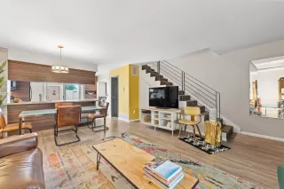 Photo #3: 260006351 Listing 