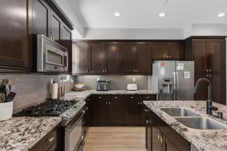 Photo #6: 260006357 Listing 