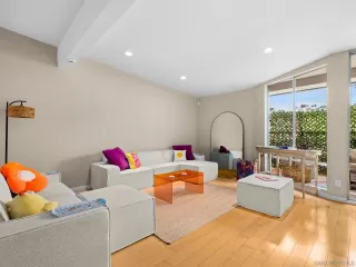 Photo #4: 260006390 Listing 