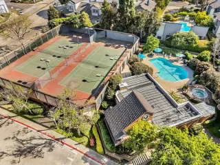 Photo #5: 260006406 Listing 