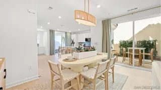 Photo #5: 260006417 Listing 