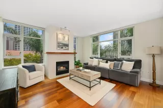 Photo #2: 260006422 Listing 