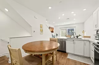 Photo #6: 260006446 Listing 