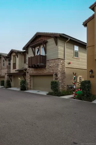 Photo #1: 260006488 Listing 