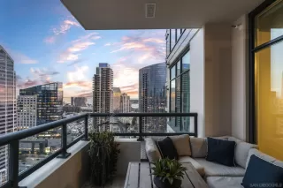 More Details about MLS # 260006515 : 1199 PACIFIC HWY UNIT 2903