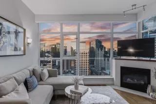 Photo #2: 260006515 Listing 