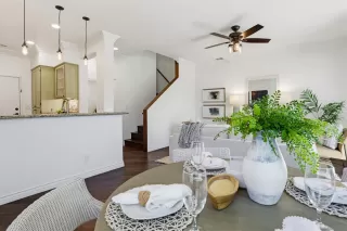 Photo #5: 260006518 Listing 