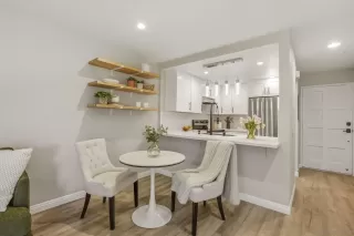 Photo #4: 260006521 Listing 