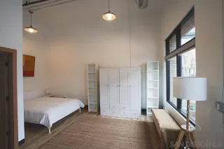 Photo #5: 260006528 Listing 