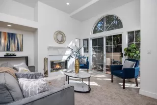 More Details about MLS # 260006544 : 5125 RENAISSANCE AVE UNIT B