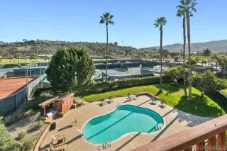 Photo #3: 260006561 Listing 