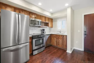 Photo #5: 260006624 Listing