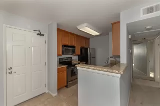 Photo #3: 260006629 Listing 