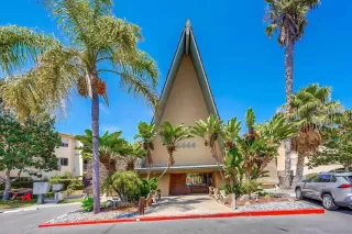 More Details about MLS # 260006649 : 4444 W POINT LOMA UNIT 41
