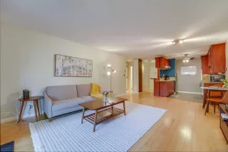 Photo #3: 260006649 Listing