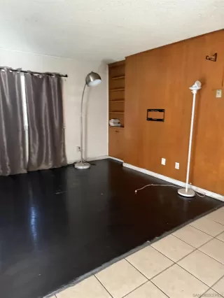 Photo #1: 260006678 Listing