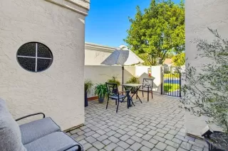 Photo #3: 260006696 Listing 