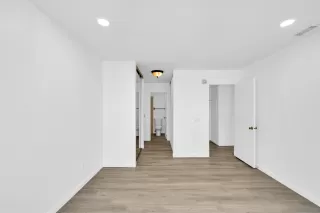 Photo #2: 260006703 Listing