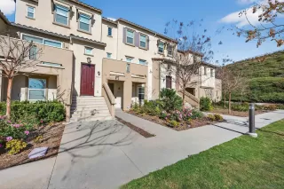 Photo #1: 260006713 Listing 