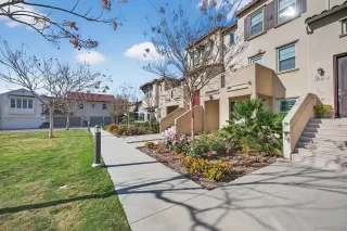 Photo #2: 260006713 Listing 