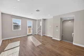 Photo #6: 260006713 Listing 