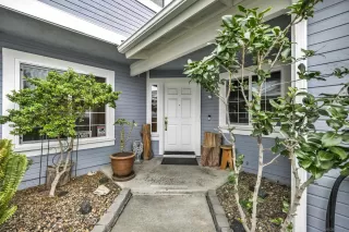 Photo #5: 260006753 Listing