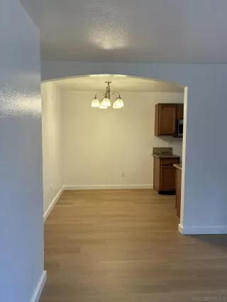 Photo #5: 260006781 Listing 