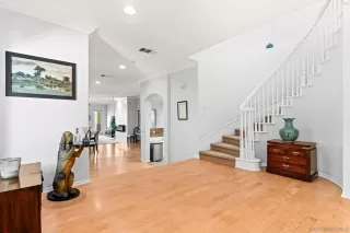 Photo #3: 260006782 Listing 