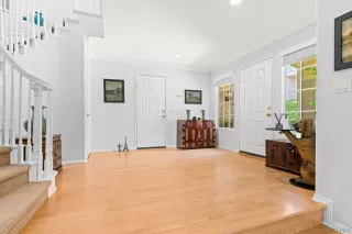 Photo #5: 260006782 Listing 