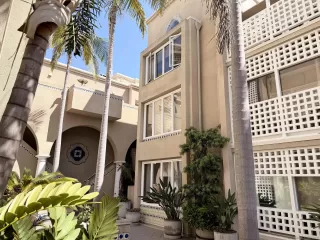 Photo #1: 260006815 Listing 